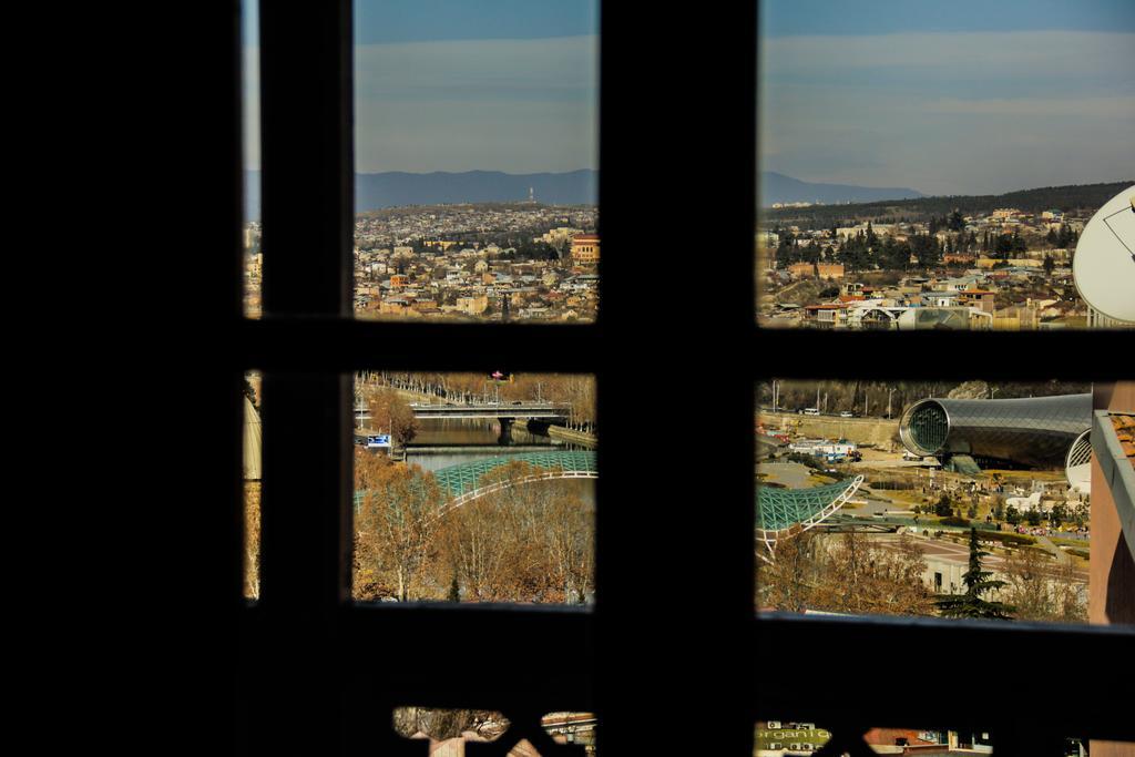 Hotel At Gomi 19 Tbilisi Exterior foto