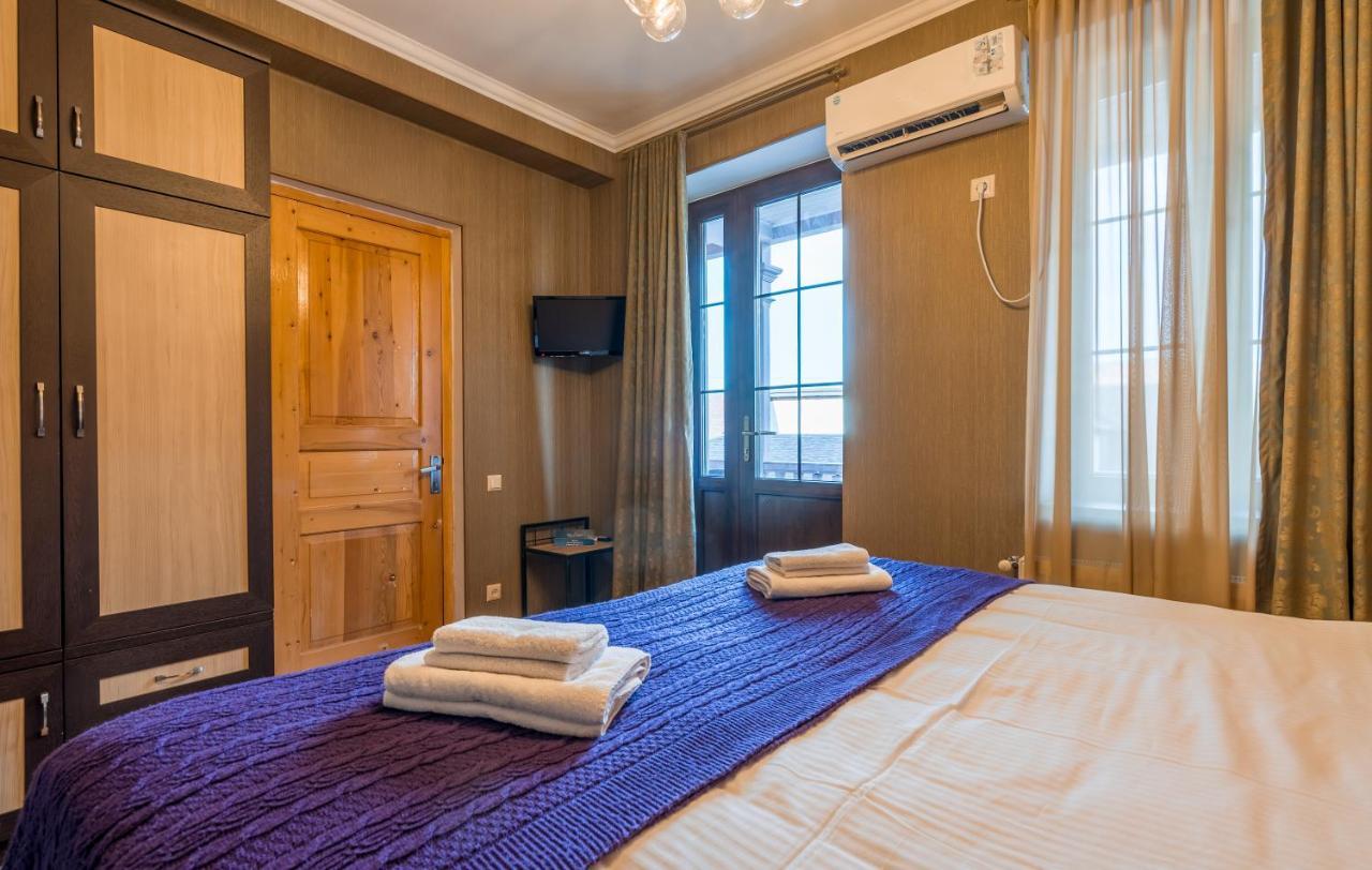 Hotel At Gomi 19 Tbilisi Exterior foto