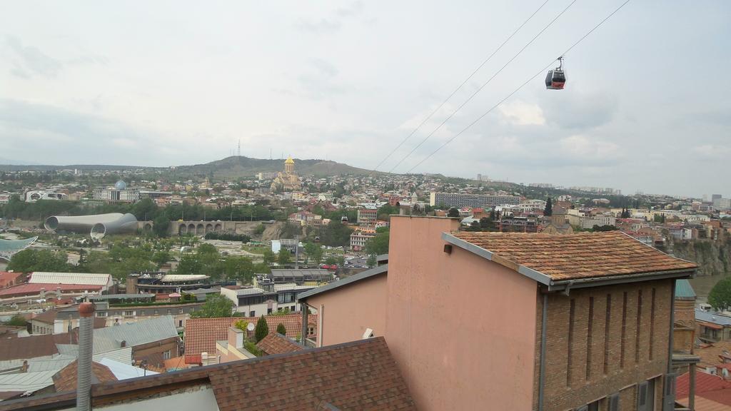 Hotel At Gomi 19 Tbilisi Exterior foto